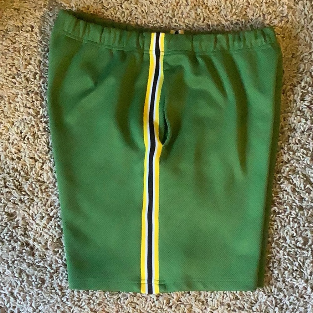 Gap shorts